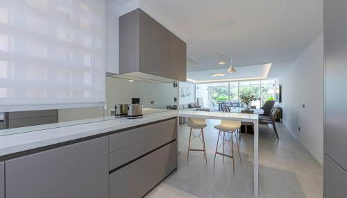 Luxury 5-Bedroom Townhouse in Puente Romano - Foto 2, dishwasher