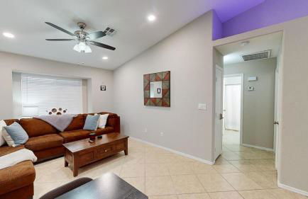 971 sf 2 Bedroom 2 Bath Townhouse 3 mi to Westgate - Foto 2