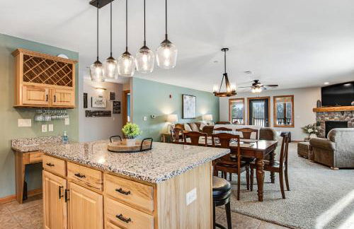 Condo On the Green - Foto 12