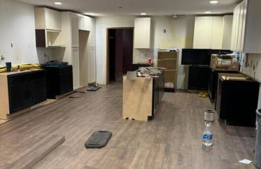 Brand New Getaway with Pool, Theater and Game Room - Foto 6