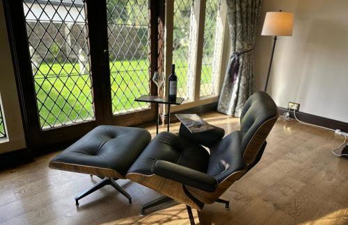 Greenacres Hall - Photo 16