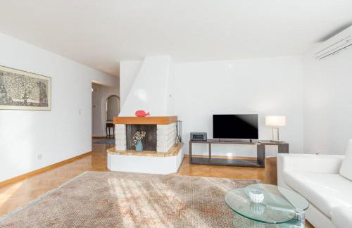 Elegant two-bedroom apartment with terrace in Rovinj - Photo 38