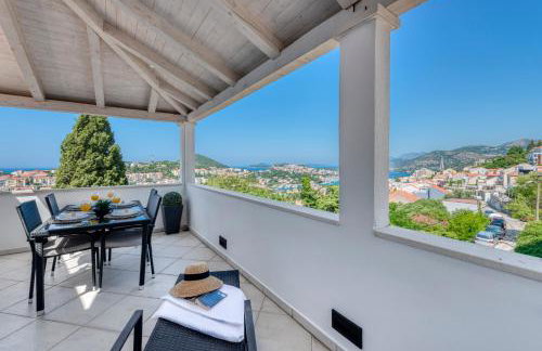 PANORAMIC VIEW apartment - Photo 11
