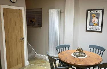 Bishops Keep - A New Unique Town Centre Home - Photo 5