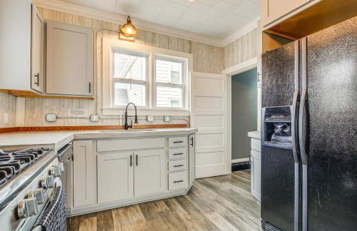 Walk to Dtwn Green Lake Peaceful Getaway with Porch - Foto 11