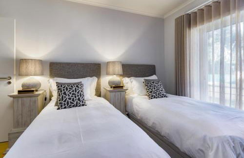 Penthouse Duplex Rooftop Jacuzzi 4 Rooms 6 beds 8 Persons - Foto 25