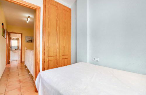 Oliva Avinyo - Photo 16