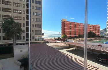 Magnifica ubicación ,amplio ,luminoso, a 50 m de la playa - Photo 46