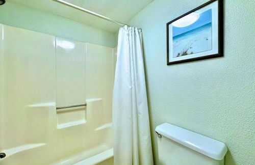 Ocean Breeze 204E - Photo 20