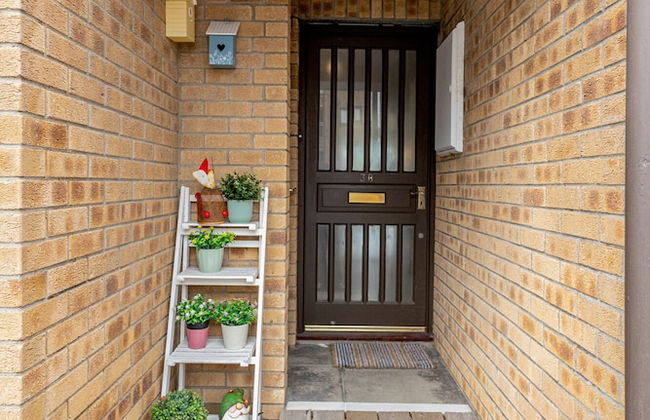 Central Apartment 3B - Photo 2