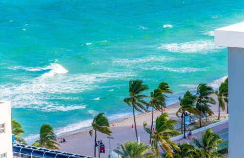 High Floor Luxury 2BR 2BA, Sleeps 6, Resort Access - Horizon by HomeStakes Stays - Foto 78