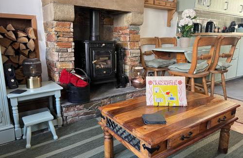 Historic 1600’s The Grocer’s Cottage - Foto 43