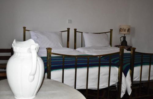 The Doctor’s Mansion - Arkadia - Photo 13