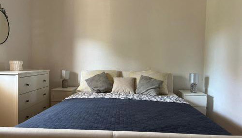 Bright & Spacious Two-Bedroom Apartment - Foto 2