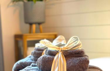 Private Wine Country-River Bungalow! Sunny Treetop Views - Pets Stay Free - Foto 28