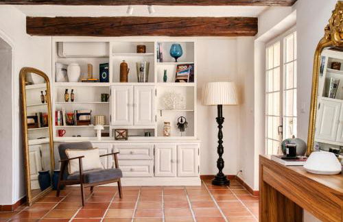 Villa Silia in the Gulf of Saint-Tropez in a natural setting - Foto 11