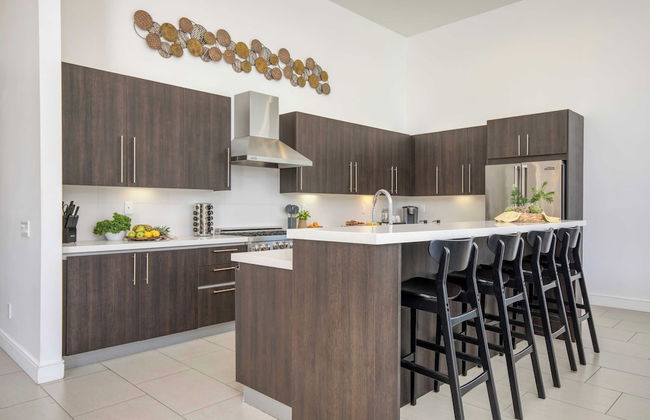 Sleeps 28! 2 Luxe Villas w/ Pool & Putting Green Polo Villas Nova by Avantstay - Foto 47