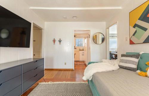 Charming 1920s Hermosa Bungalow Steps from The Strand - Foto 34