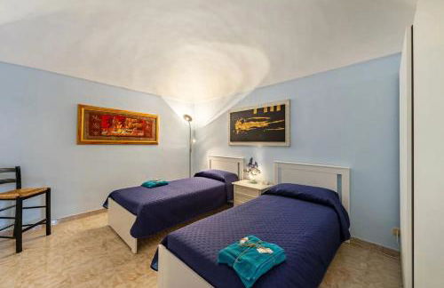 Trilocale in centro con parcheggio gratuito 4 persone - Foto 5