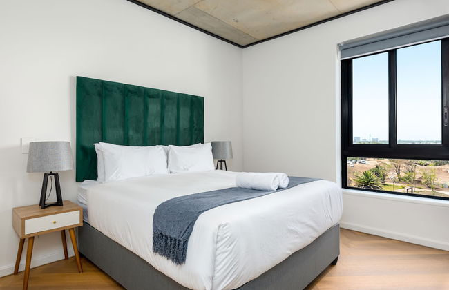 Bridgewater One Luxury Apartments - Photo 16