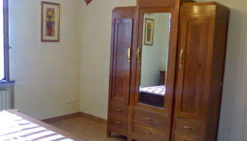 A fine 2 bedroom stone house in Emila - Foto 2