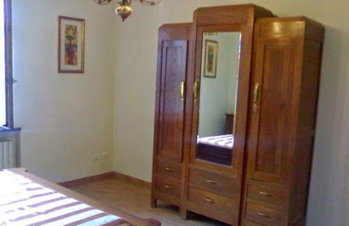 A fine 2 bedroom stone house in Emila - Photo 2