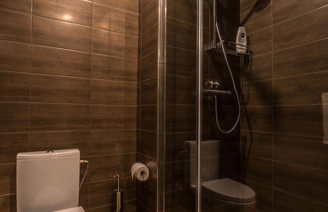 Greystone Suites & Apartments - Photo 40