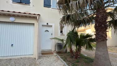 Maison Le Clos Du Moulin 4 - Climatisée, jardin & parking gratuit - 3 chambres doubles - 10 min Avignon - Foto 2