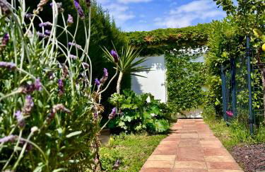 Sitges Garden Suite - Photo 26