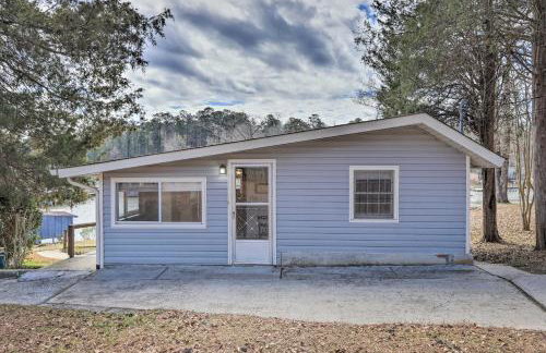 Lake Sinclair Cottage with Deck and Boat Dock! - Foto 26