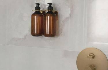 Lujoso apartamento boutique a estrenar con parking gratis - Foto 24