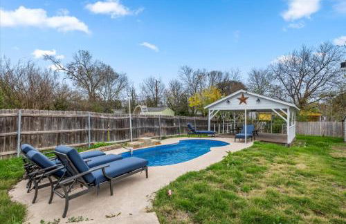 Evergreen Manor Private Pool 3BR No Stairs Retreat - Foto 19