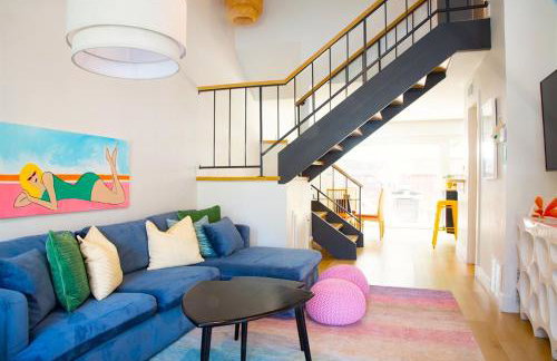 Geometric Loft renovated, hip, pets, poolspa - Foto 1