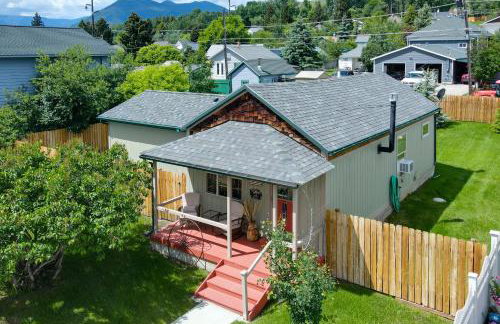 Red Lodge Retreat with Hot Tub 3 Blocks to Downtown - Foto 1