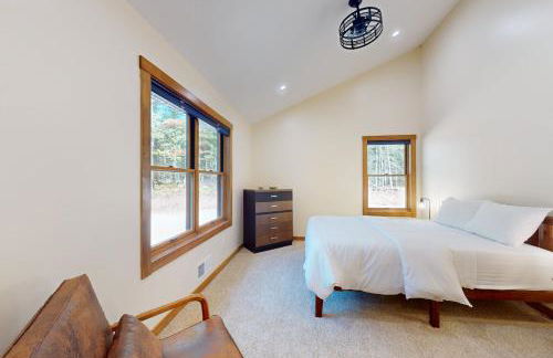 Lakeside Lodge - Photo 23