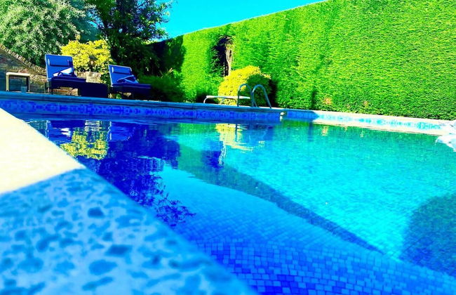 Idyllic Country Retreat With Wow Views & Lush Pool - Foto 52