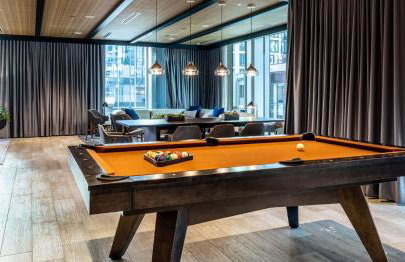 Gorgeous Apt with Pool Views - Foto 14