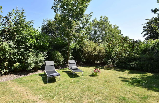 Cozy Holiday Home in Zonnemaire Near Lakebeach - Photo 73