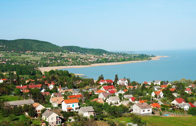 Dream By The Stream In A Yurt - Foto 18