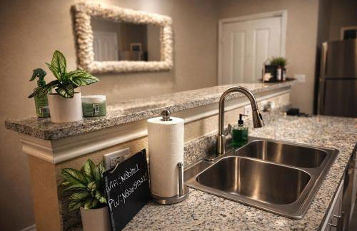 Modern Condo Prime Area 1 min to Beale Street Gated Parking - Foto 10