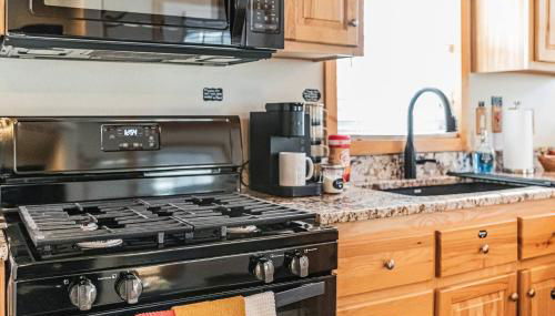 Tiny Haven Spacious Feel, BBQ & Peak Views - Foto 4, stove, pet friendly, toaster, minibar