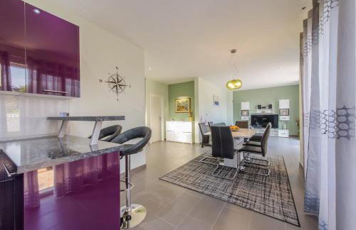 Villa Barbara-Kastela with heated pool - Foto 28