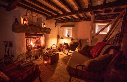 Thistle Thatch Cottage and Hot Tub - Mourne Mountains - Foto 9