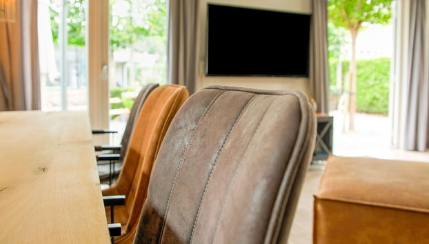 Wonderful Holiday Home nearby Efteling with Private Heated Pool & Hot Tub - Foto 4, Habitación