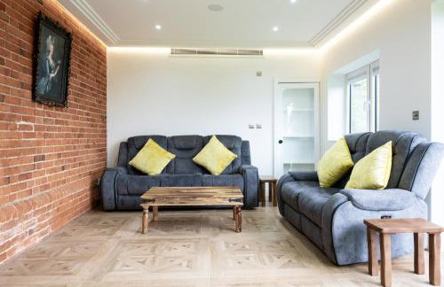 Amos Lodge Deluxe Accommodation - Photo 6