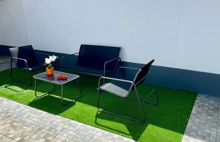 Amazing Blue House - Photo 12