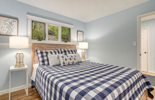 Walk to Slopes Wintergreen Resort Condo with Pool - Foto 14