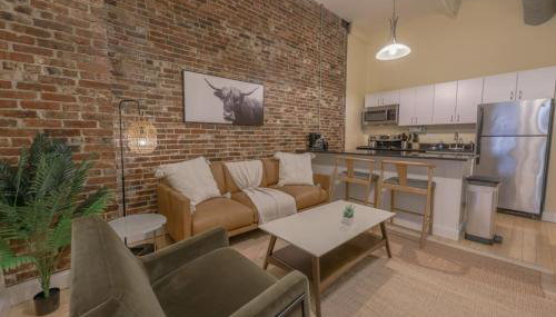 Stylish Exposed Brick 3 Bedroom - Foto 5