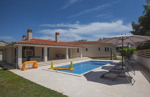 Villa mit Pool und klimatisierten Schlafzimmern - Foto 28