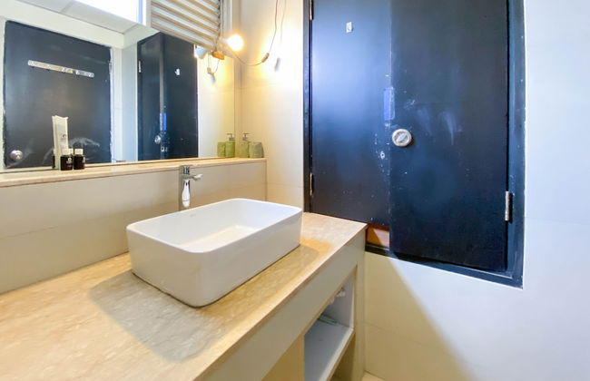 Cozy And Modern Look 2Br The Wave Kuningan Apartment - Foto 19